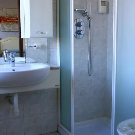 Otel Vecchio Pavone 2*