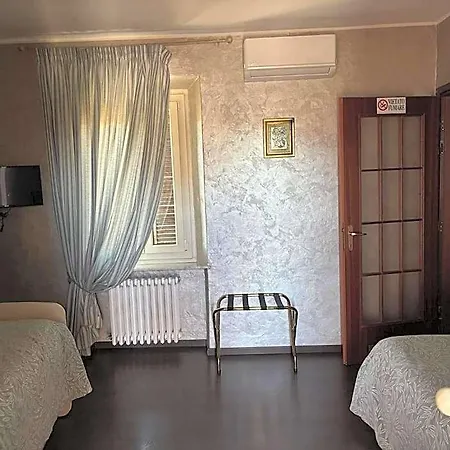 Vecchio Pavone Hotel