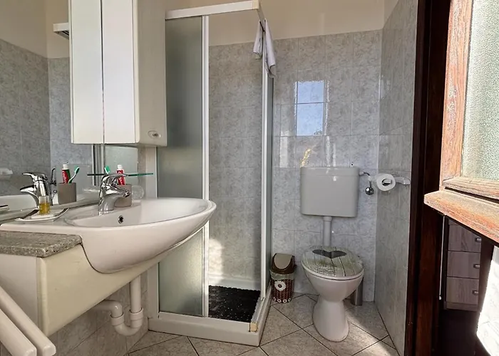 Vecchio Pavone Hotell 2*